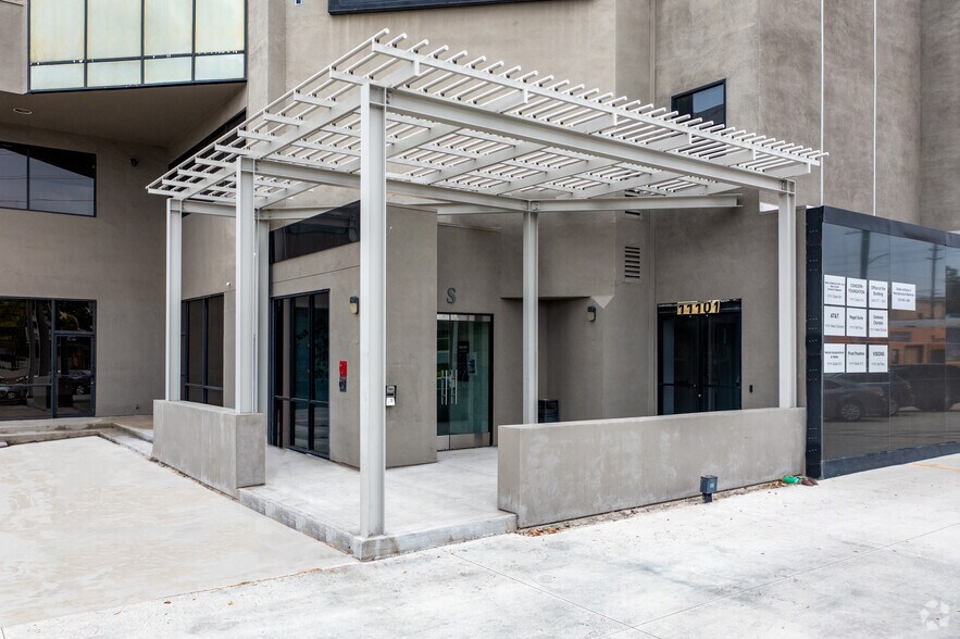 More Photos Of 11111 W Olympic Blvd, Los Angeles Unknown For Lease