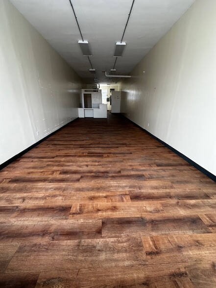 More Photos Of 185-189 N Washington Ave, Bergenfield Freestanding For Lease