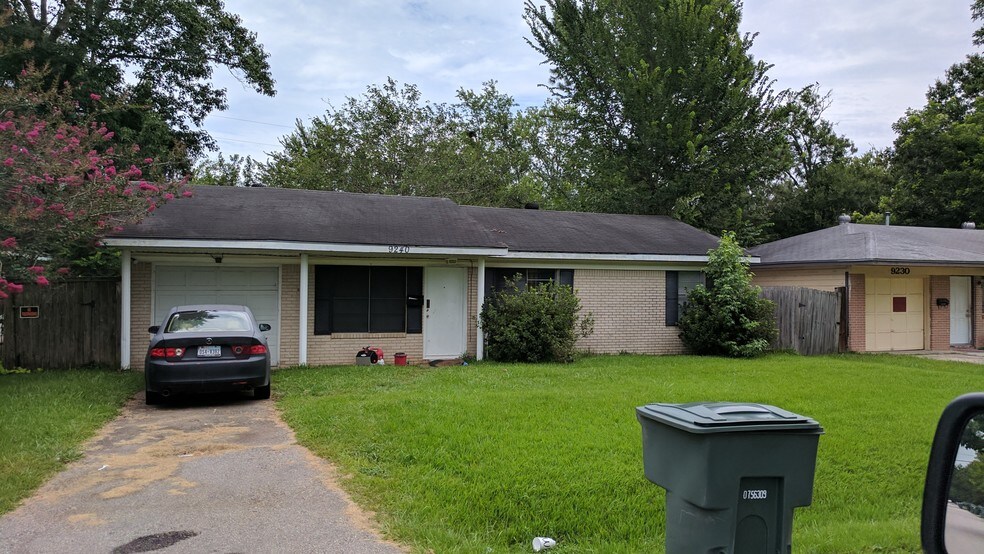 More Photos Of 3560 Delaware St, Beaumont Medical For Sale