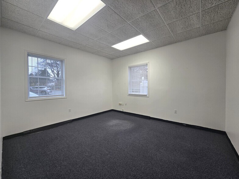 More Photos Of 1000 Clifton Ave, Clifton Office For Lease