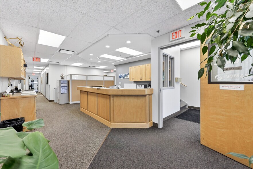 More Photos Of 5700 1st St SW, Calgary Warehouse For Sale