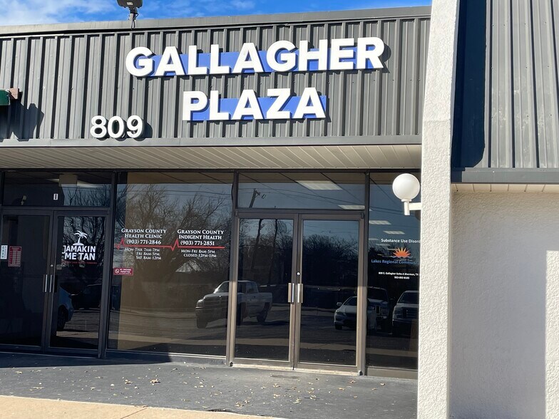 More Photos Of 809 Gallagher Dr, Sherman General Retail For Sale