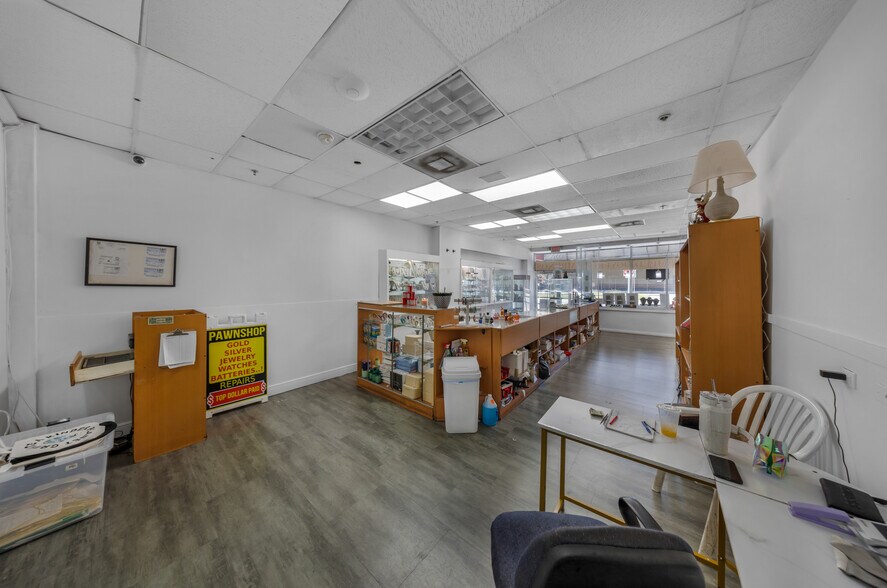 More Photos Of 1201-1223 W Flagler St, Miami Apartments For Lease