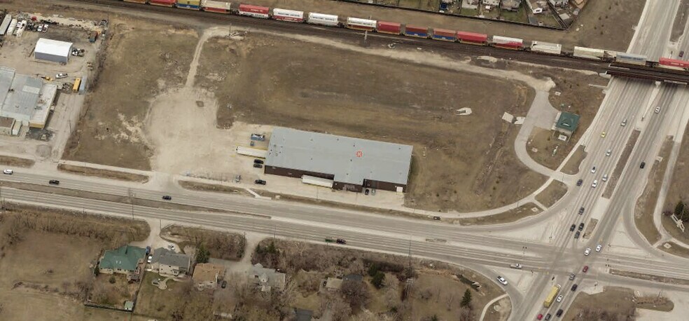 More Photos Of 2049 Dugald Rd, Winnipeg Land For Lease