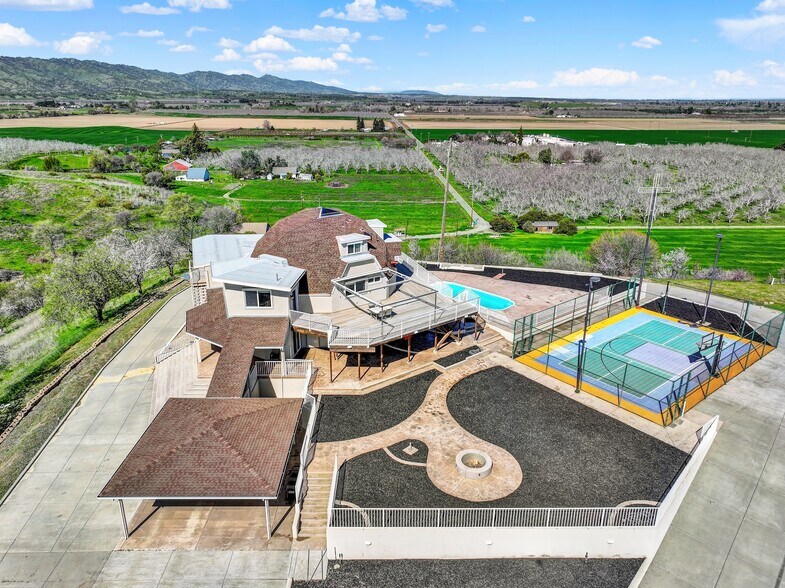 More Photos Of 8560 Holmes Ln, Winters Specialty For Sale