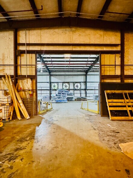 More Photos Of 226 Micolas St, Opp Warehouse For Sale