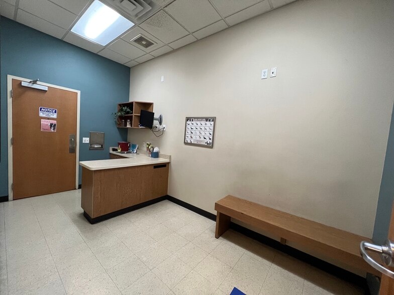 More Photos Of 1060 E Flamingo Rd, Las Vegas Medical For Lease