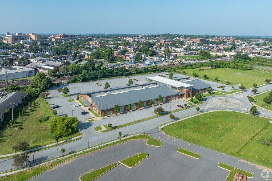 More Photos Of 1280 N Plum St, Lancaster Office For Lease