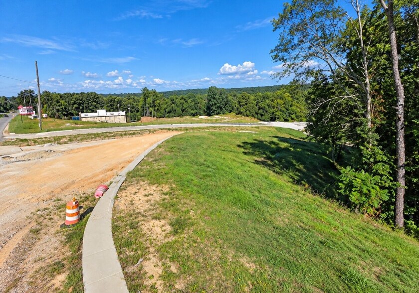 More Photos Of 13790 Veterans Memorial Hwy, Winston Office Residential For Sale