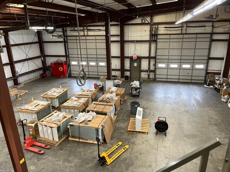 More Photos Of 1180 Stratford Rd, Stratford Manufacturing For Lease