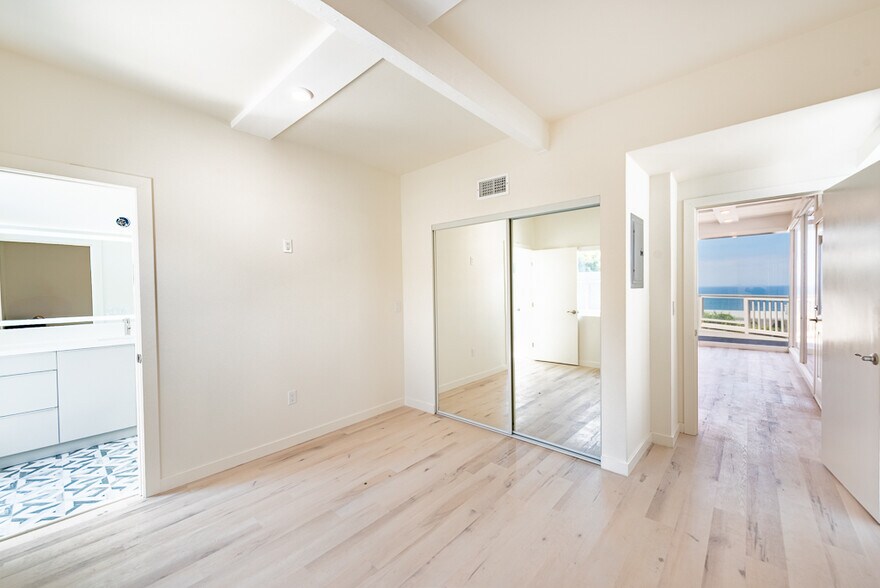 More Photos Of 7273 Birdview Ave, Malibu Apartments For Sale