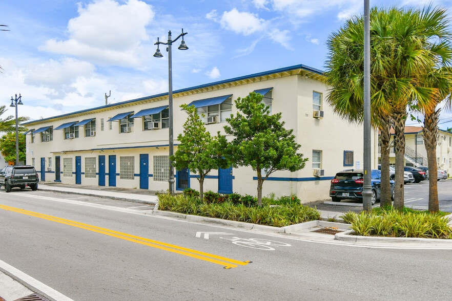 More Photos Of , West Palm Beach Multifamily For Sale