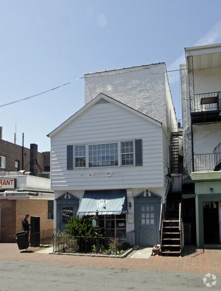 More Photos Of 542 Warburton Ave, Hastings-on-Hudson Office Residential For Sale