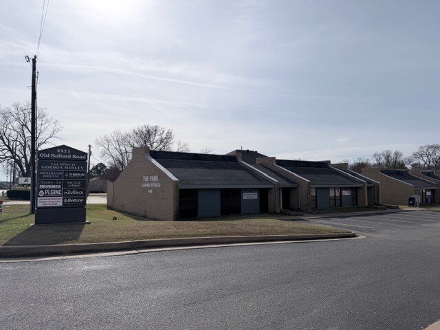 More Photos Of 4411 Old Bullard Rd, Tyler Office For Lease