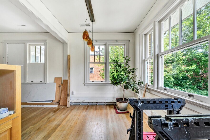 More Photos Of 1736 Grandin Rd SW, Roanoke Apartments For Sale