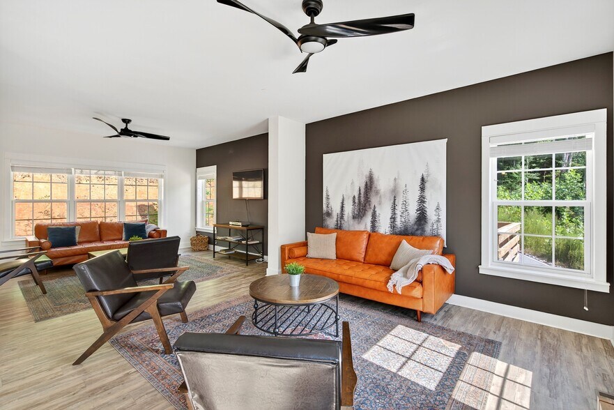 More Photos Of 8026 Buck Creek Rd, Marion Apartments For Sale