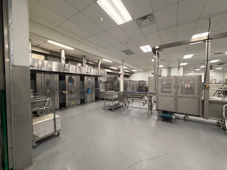 More Photos Of 1999 Mount Read Blvd, Rochester Manufacturing For Lease