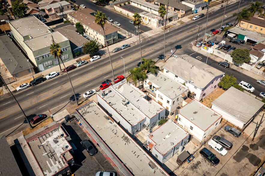 More Photos Of 10908 S Figueroa St, Los Angeles Apartments For Sale