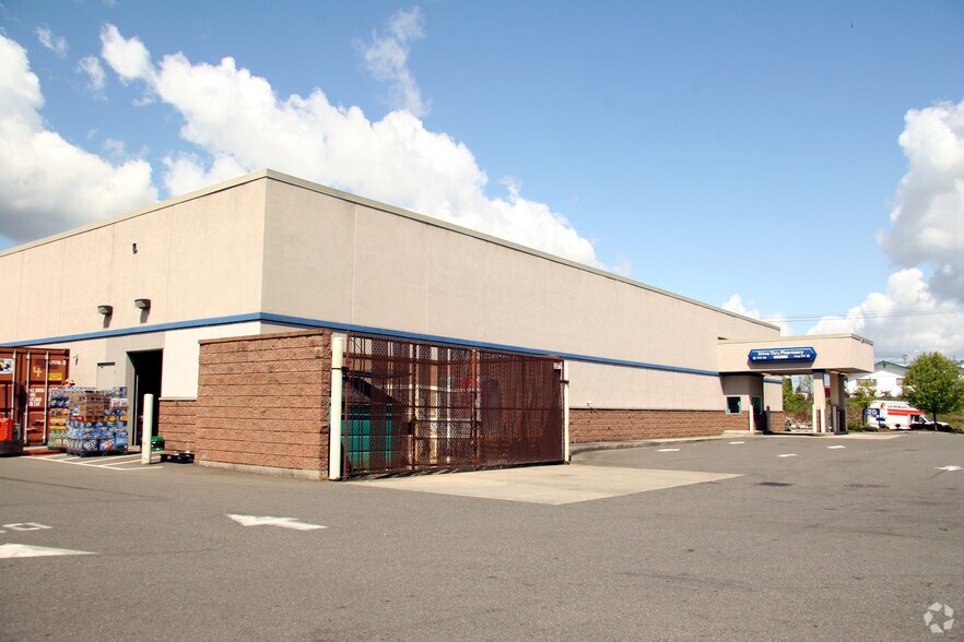 More Photos Of 12811 Meridian E, Puyallup Drugstore For Sale