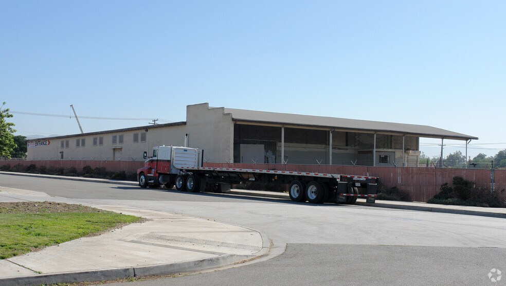 More Photos Of 14637 Randall Ave, Fontana Warehouse For Sale