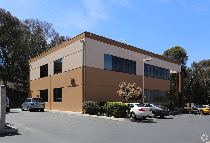 More Photos Of 11423 W Bernardo Ct, San Diego Light Manufacturing For Lease