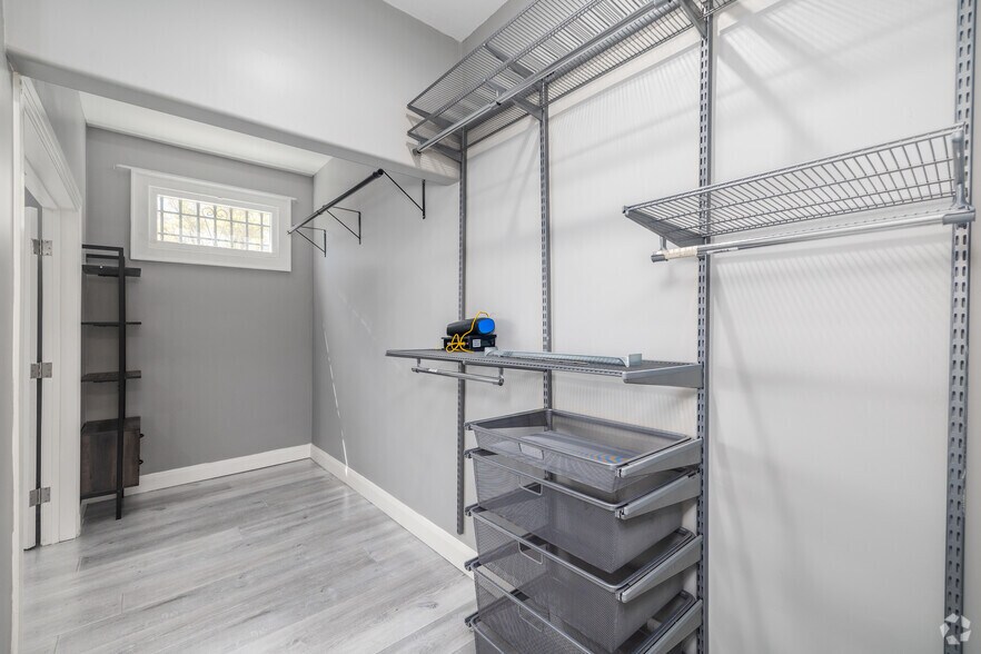 More Photos Of 681 Shatto Pl, Los Angeles Apartments For Sale