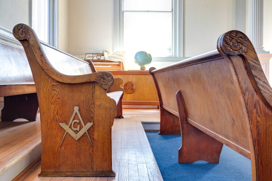 More Photos Of 520 N 25th St, Richmond Lodge Meeting Hall For Lease