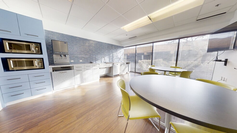 More Photos Of 315 E Eisenhower Pky, Ann Arbor Office For Lease