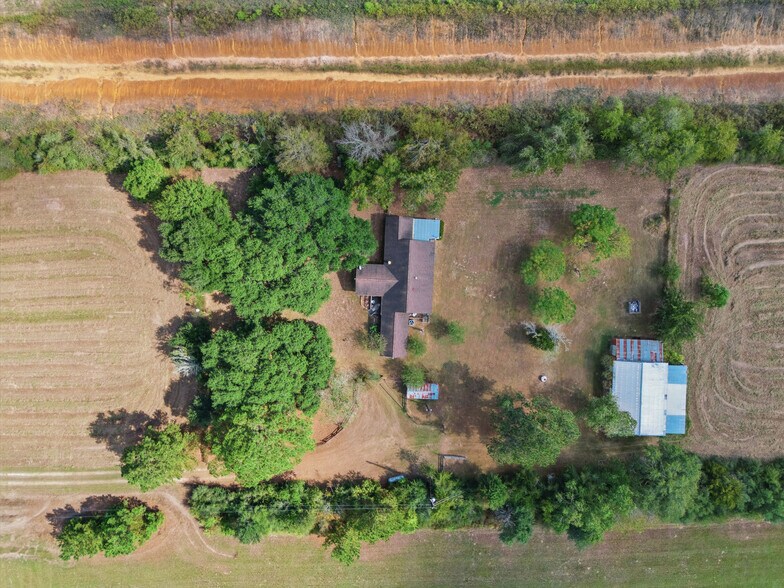 More Photos Of 29211 Castle Rd, Waller Specialty For Sale