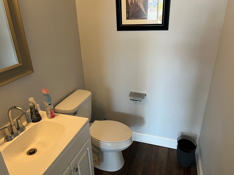 More Photos Of 2126 Highway 9 E, Longs Office For Sale