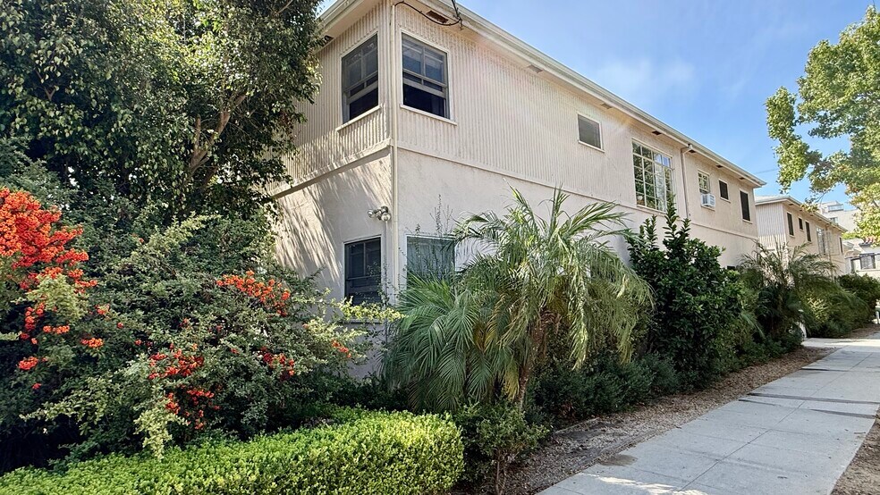 More Photos Of 228 Idaho Ave, Santa Monica Apartments For Sale