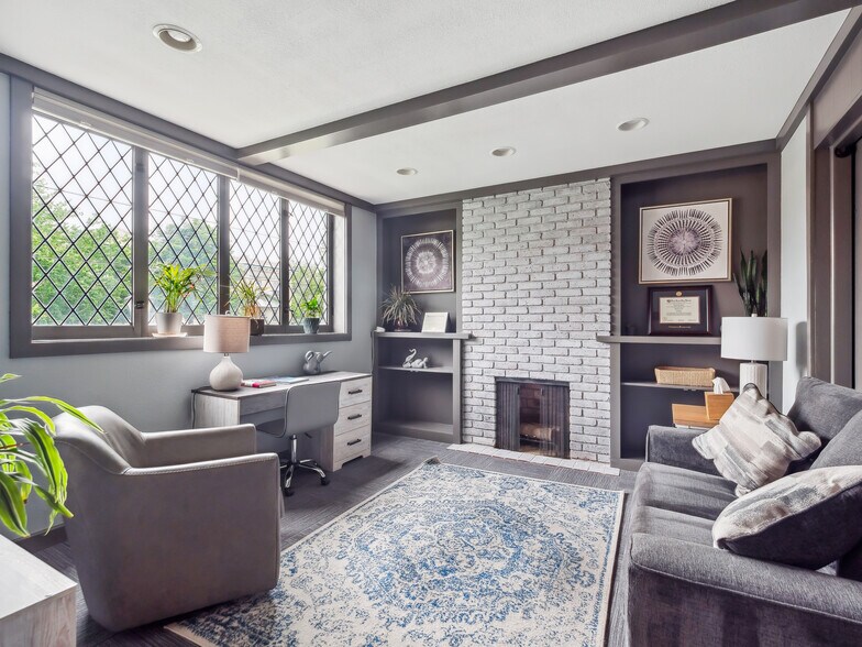 More Photos Of 1725 N High St, Denver Apartments For Sale