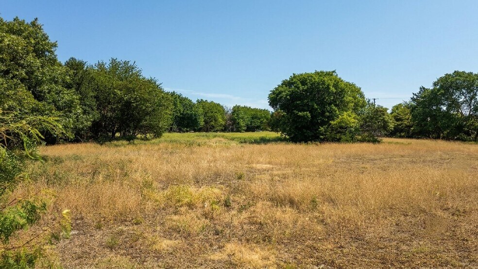 More Photos Of 417 E Danieldale Rd, Duncanville Land For Lease