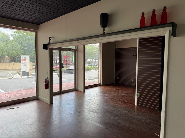 More Photos Of 1216 E Silver Springs Blvd, Ocala Storefront For Lease