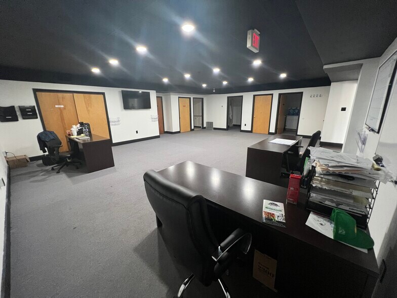 More Photos Of 103-111 N 2nd St, North Wales General Retail For Lease
