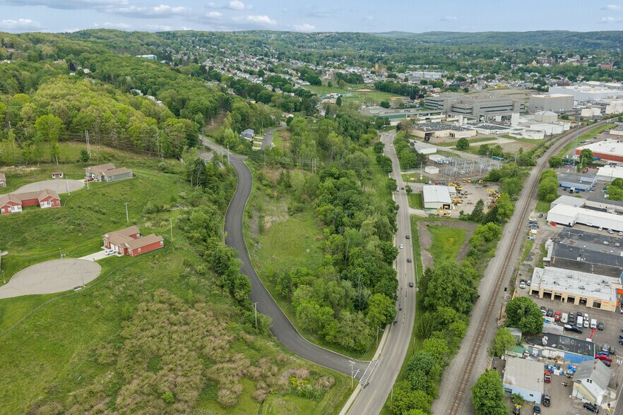 More Photos Of 701 E Franklin St, Endicott Land For Sale