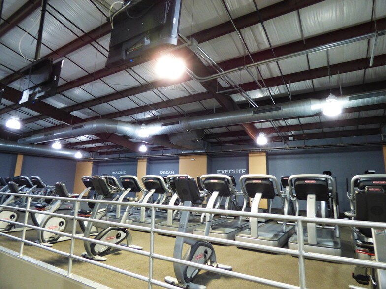 More Photos Of 553 Beckett Rd, Swedesboro Health Club For Lease