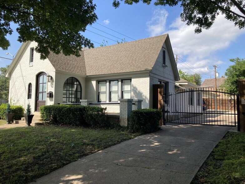 Primary Photo Of 4344 Congress Ave, Dallas Office For Sale