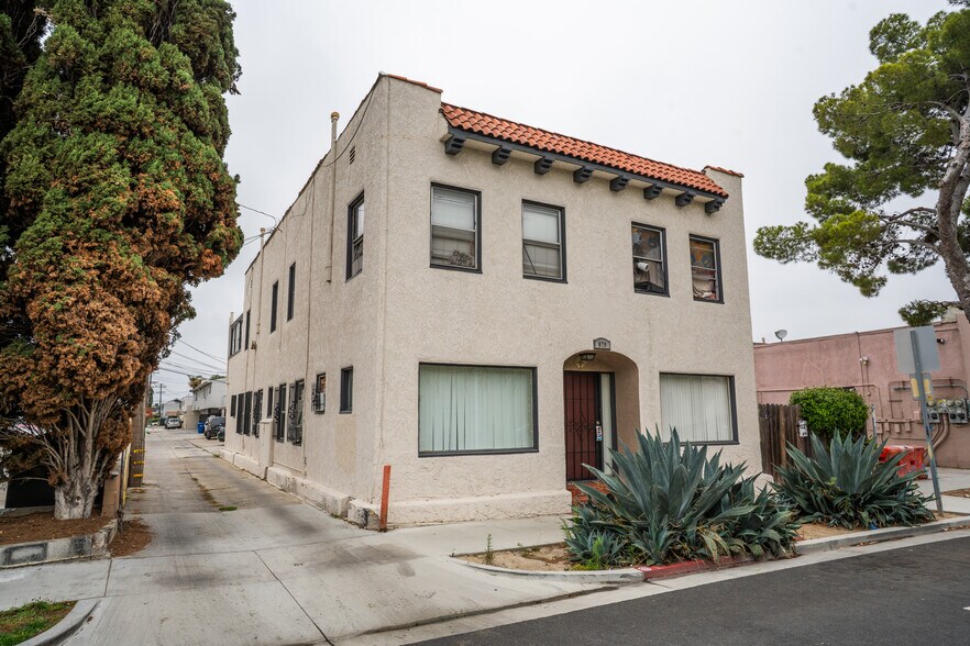 More Photos Of 679 Obispo Ave, Long Beach Apartments For Sale