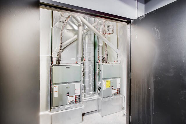 More Photos Of 5403 S La Grange Rd, Countryside Restaurant For Sale