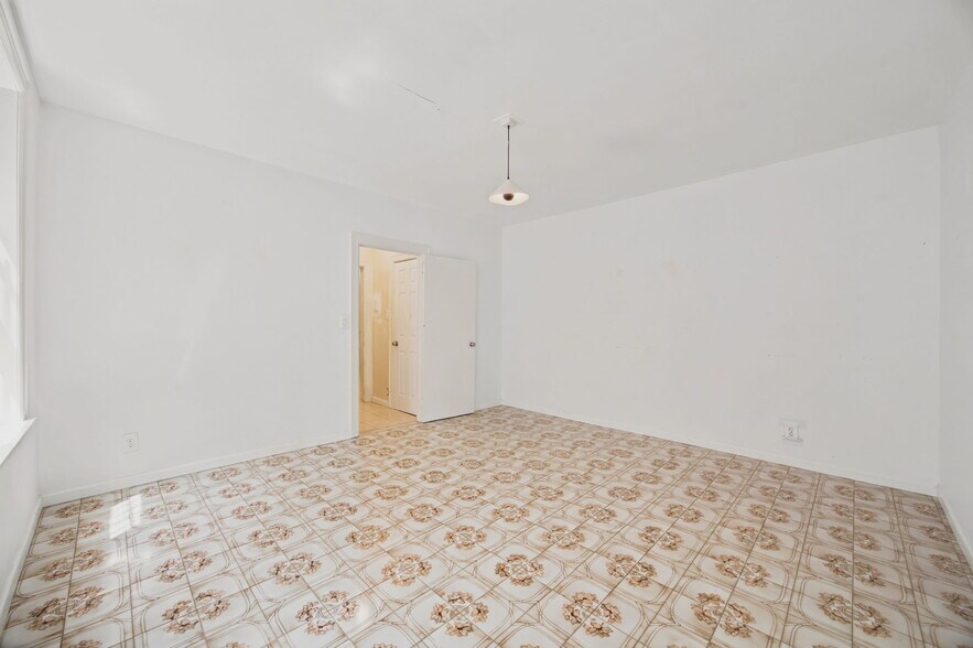 More Photos Of 403 Stockholm St, Brooklyn Multifamily For Sale
