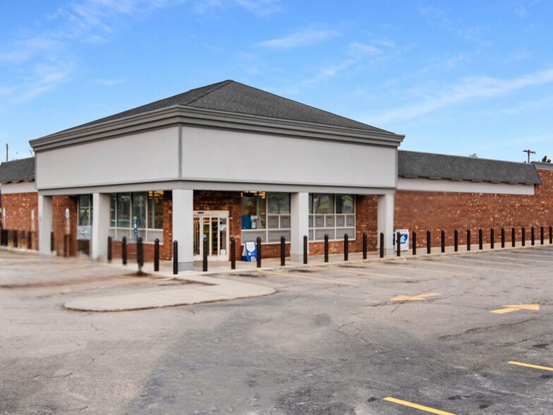 More Photos Of 11801 N Saginaw St, Mount Morris Freestanding For Lease