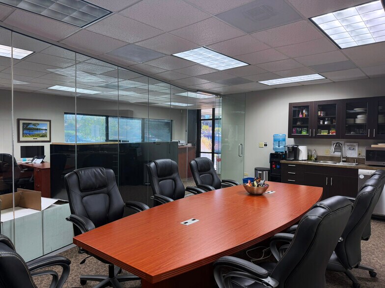 More Photos Of 6080 Greenwood Plaza Blvd, Greenwood Village Office For Lease
