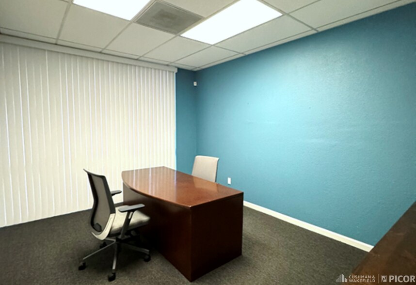 More Photos Of 2020 N Forbes Blvd, Tucson Office For Lease