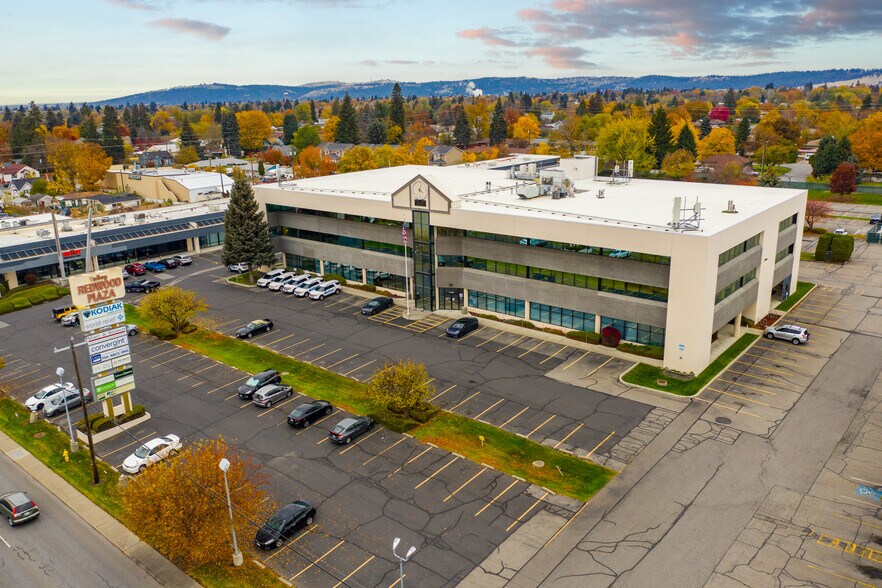 More Photos Of 11707 E Sprague Ave, Spokane Valley Office For Lease