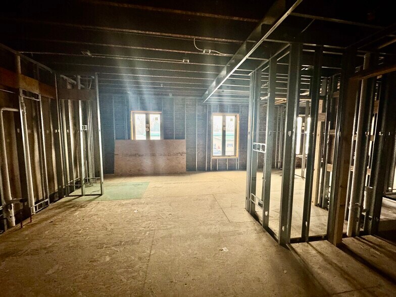 More Photos Of 120 Walnut St, Washington General Retail For Sale