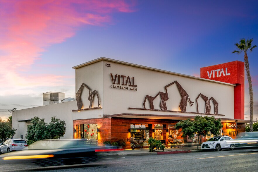 Primary Photo Of 525 S Coast Hwy 101, Oceanside Freestanding For Sale