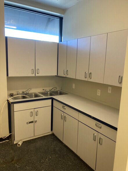 More Photos Of 533 W Nettleton Ave, Jonesboro Freestanding For Sale