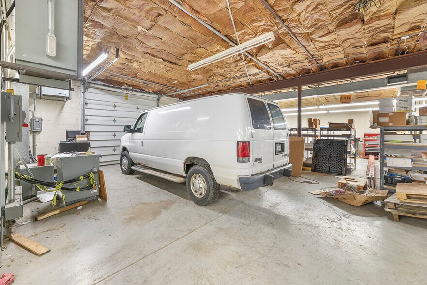 More Photos Of 14924 Beloit Snodes Rd, Beloit Manufacturing For Sale