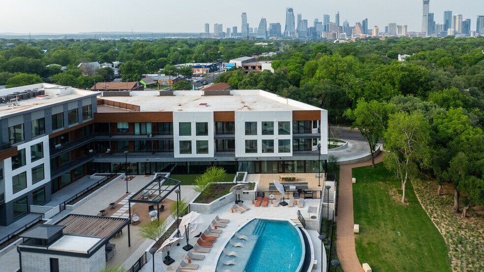 More Photos Of 2209 S First St, Austin Apartments For Sale